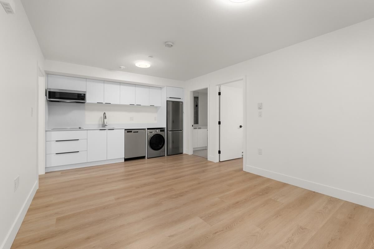 Property Photo: 7338 Maple Street Basement Suite BC V6P 5P7