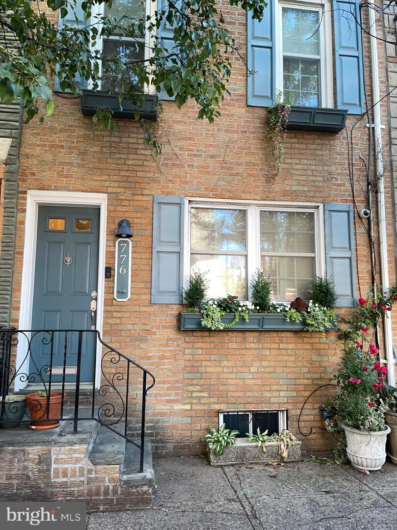 Property Photo:  776 S Martin Street  PA 19146 