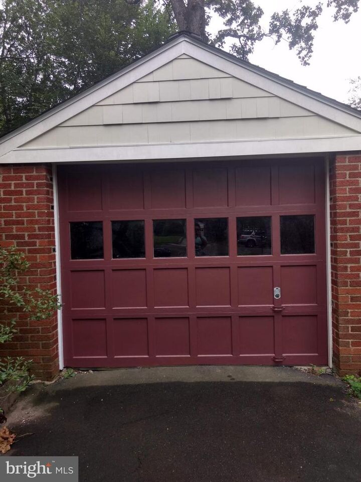 Property Photo:  5534 17th Street N  VA 22205 
