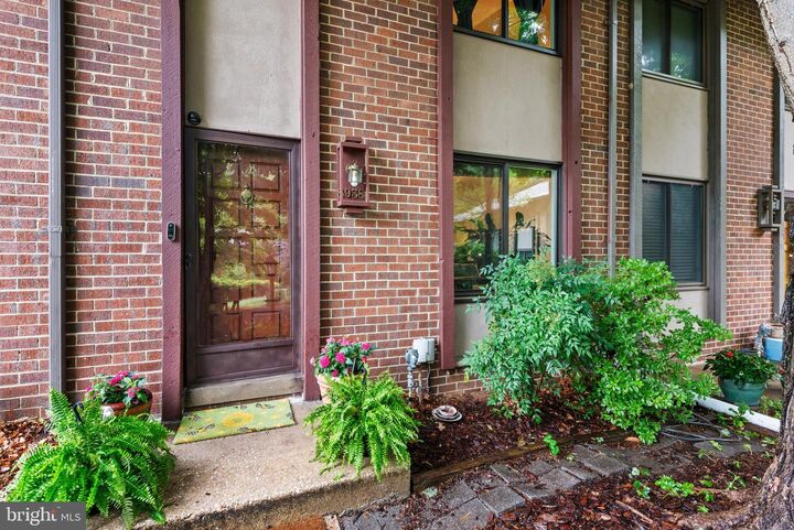Property Photo:  8938 Footed Ridge  MD 21045 