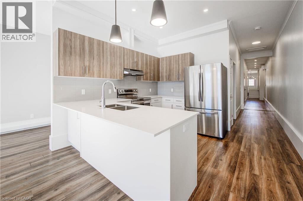 Property Photo:  28 Main Street 1  ON N1R 1V4 
