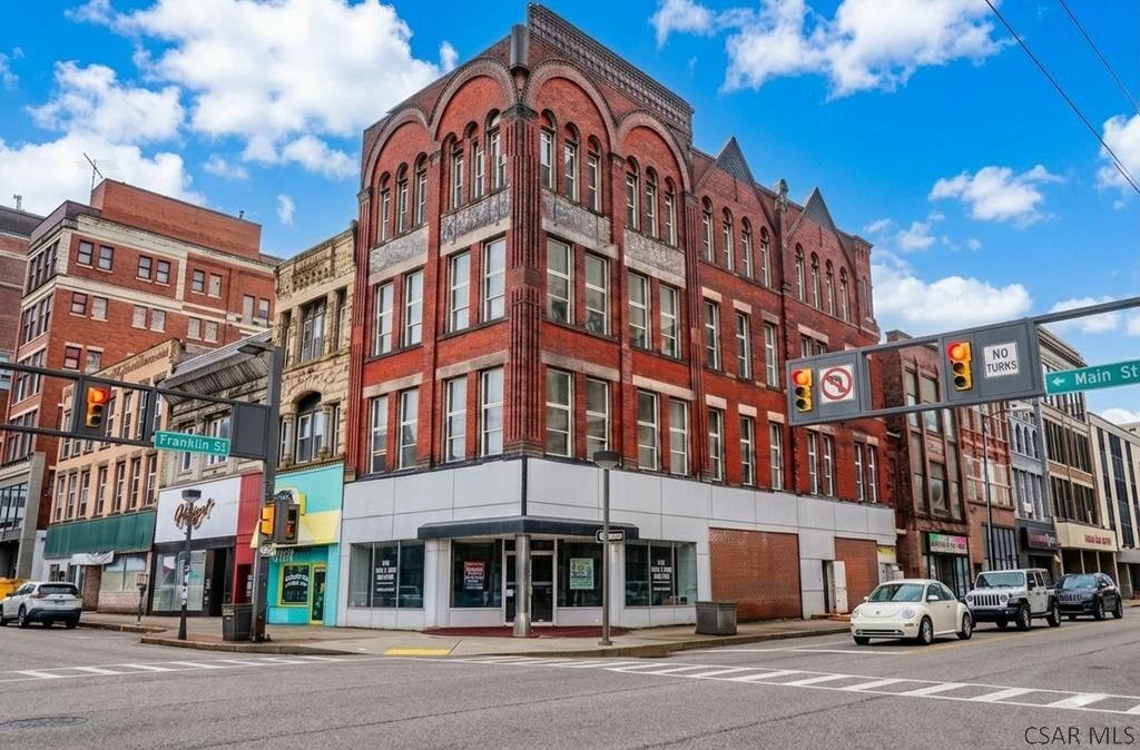 Property Photo: 500 Main Street 403 PA 15901