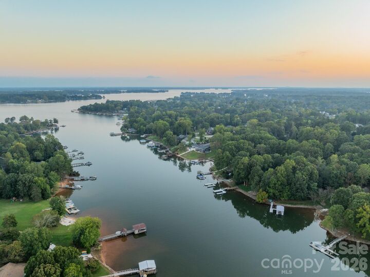 Property Photo: 165 Woodstream Circle NC 28117