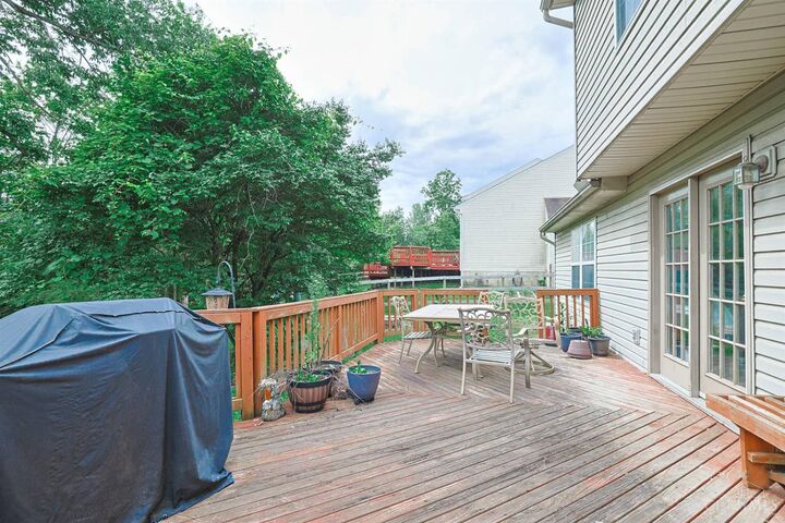Property Photo: 1214 Poplar Hill Drive OH 45036