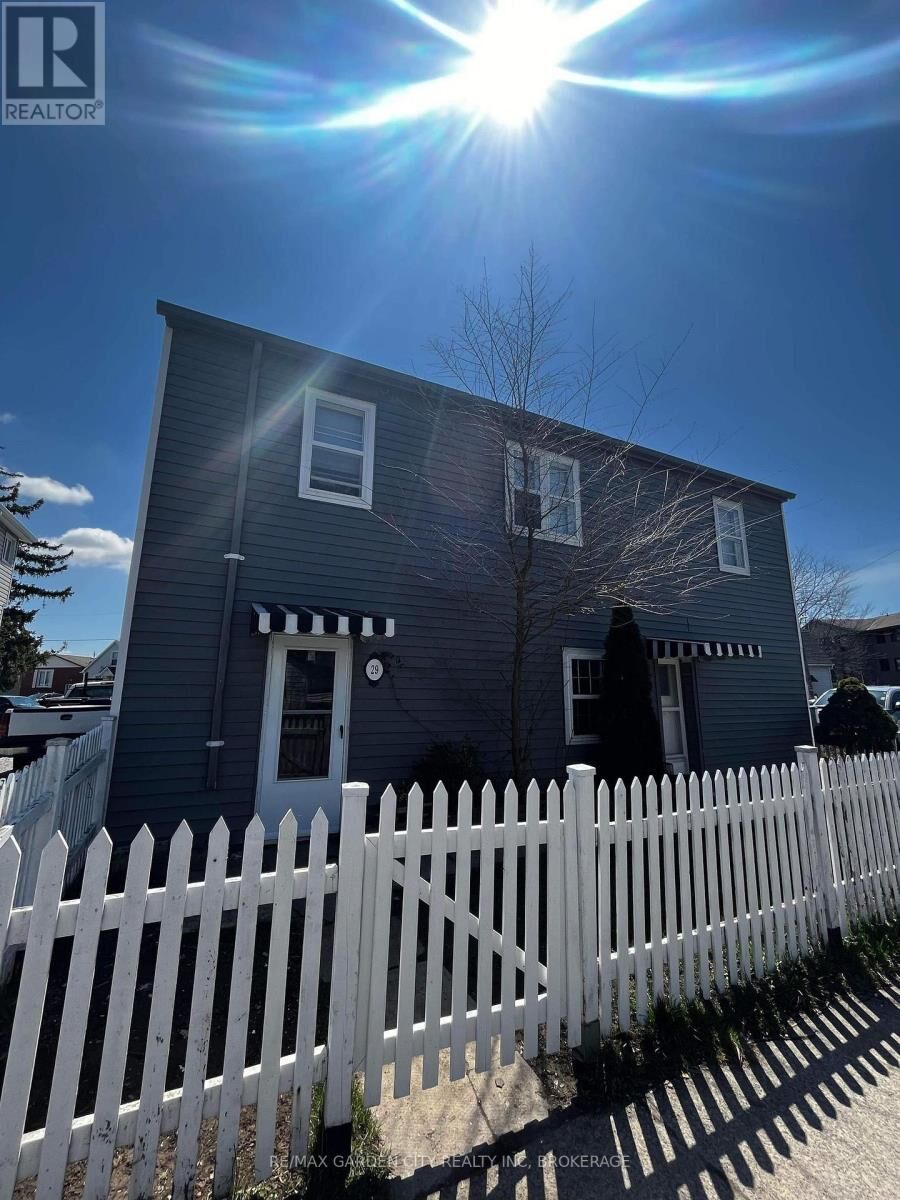 Property Photo: 29 Rykert Street South Unit #1 ON L2S 1Y8