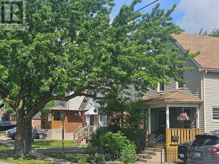 Property Photo: 10 Rose Avenue ON L2V 3C3