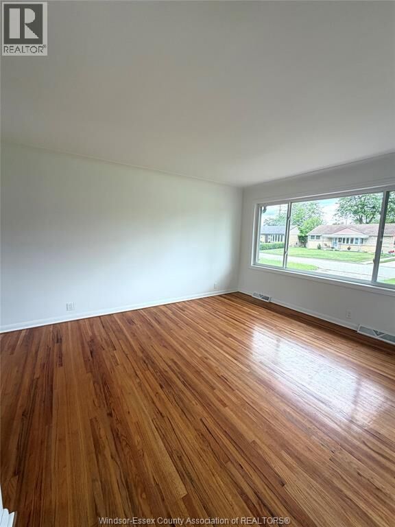 Property Photo:  3186 Mark  ON N9E 2W8 
