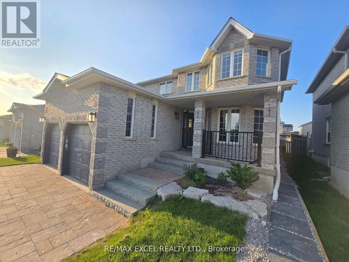 Property Photo:  38 Shaina Court  ON L4N 9S7 