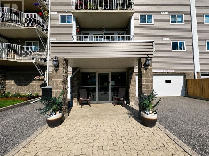 Property Photo:  104 471 Lakeview Drive  ON P9N 4G7 