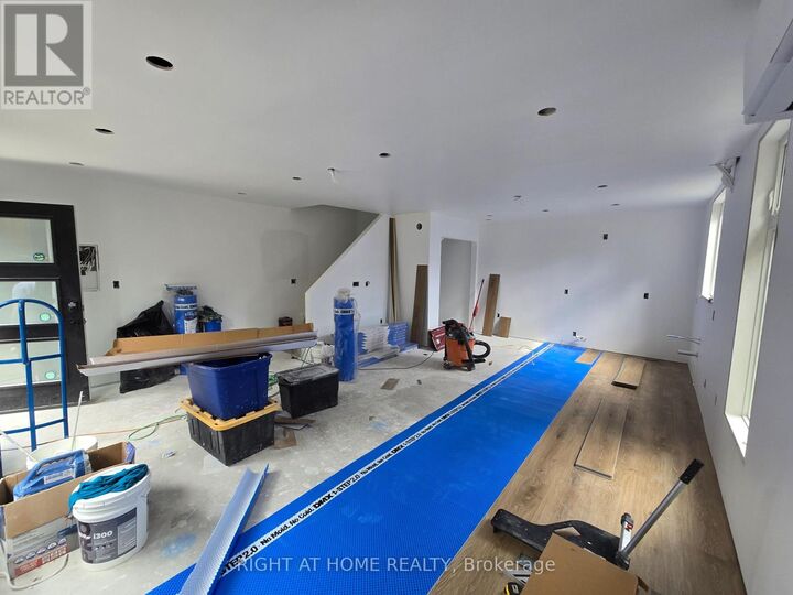 Property Photo:  1103 Dufferin Street  ON M6H 4B5 
