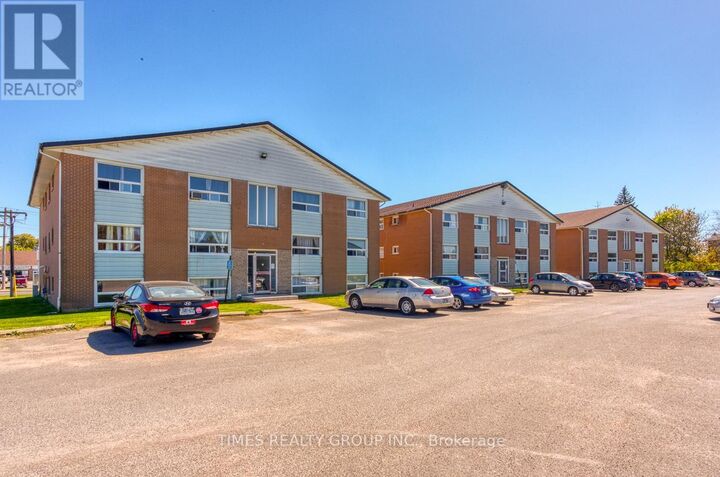 Property Photo:  1 Keitha Drive #2  ON K7N 1B7 