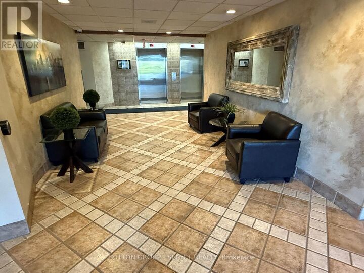 Property Photo: 55 Green Valley Drive 1902 ON N2P 1Z6