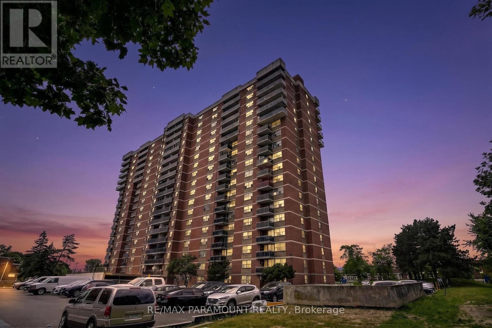 Property Photo:  2645 Kipling Avenue 1011  ON M9V 3S6 