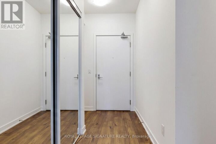Property Photo: 4655 Glen Erin Drive 1601 ON L5M 7S2