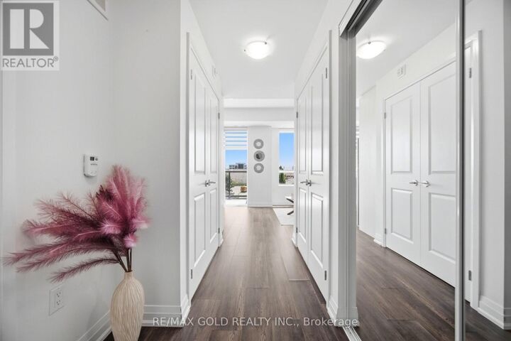 Property Photo:  95 Attmar Drive 307  ON L6P 0Y6 