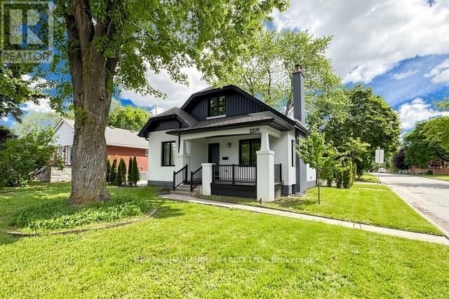 Property Photo: 2205 Victoria Park Avenue Main ON M1R 1V8