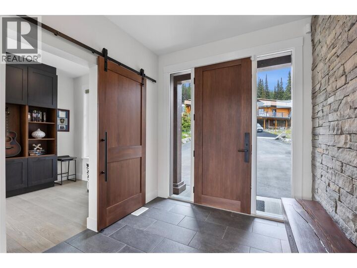 Property Photo: 5325 Lookout Ridge Drive BC V0E 5N0