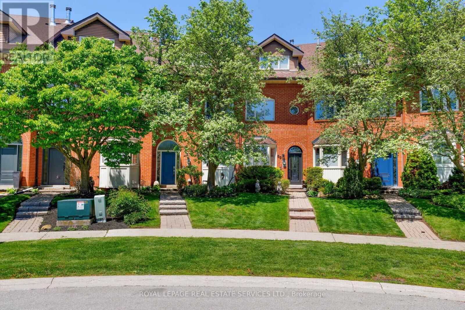 Property Photo: 68 Tradewind Drive ON L6L 6K8