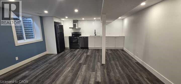 Property Photo:  96 Geneva Crescent B  ON N2E 1M9 