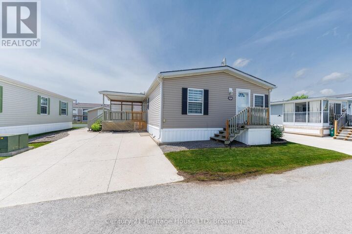 3033 Townline Road 268 — photo 1