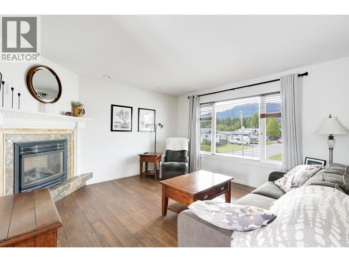 Photo de la propriété: 19 Carlson Street BC V8C 1A9