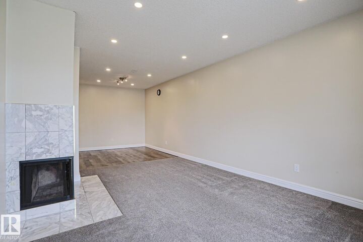 Property Photo: 2703 79 Street NW 86 AB T6K 3Z6