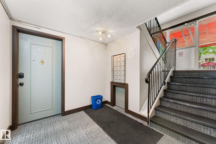 Property Photo: 10225 114 Street NW 102 AB T5K 1S1