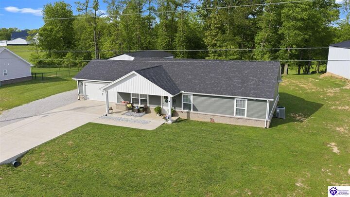 Property Photo:  275 Shelbi Dr  KY 40142 