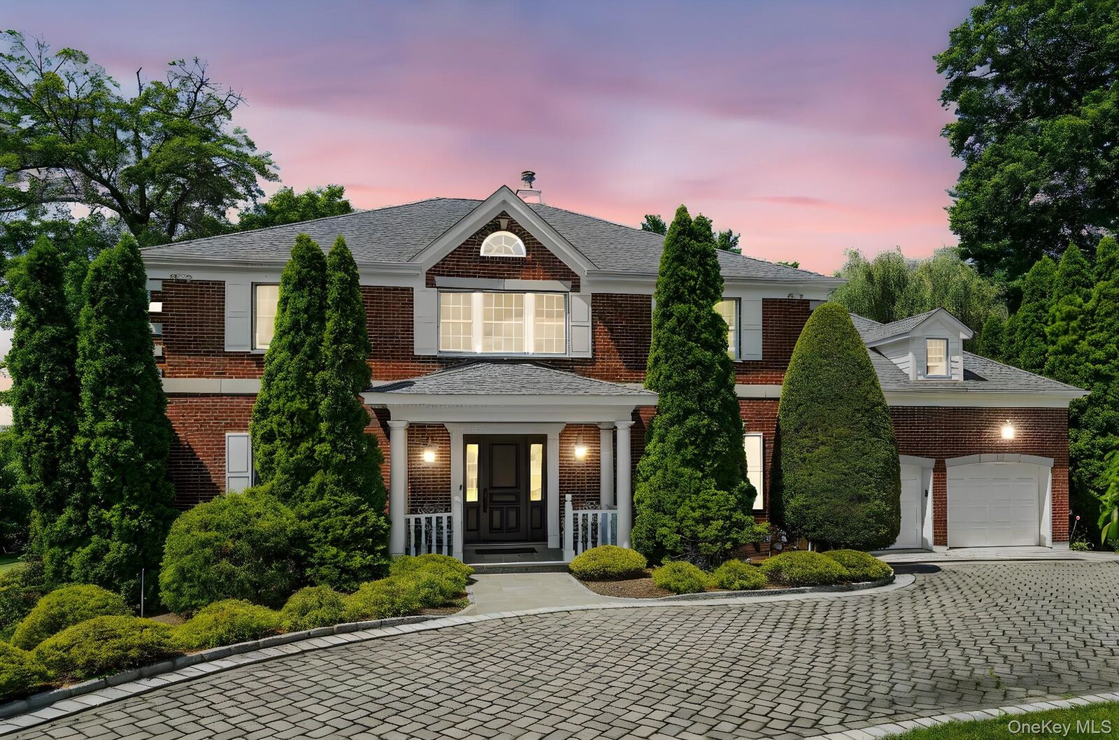 Property Photo:  33 Hevelyne Road  NY 10523 