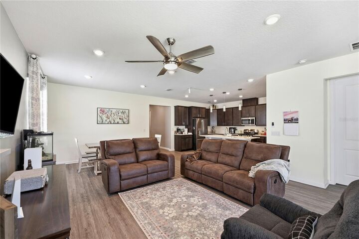 Property Photo: 4005 Swan Goose Court FL 34762