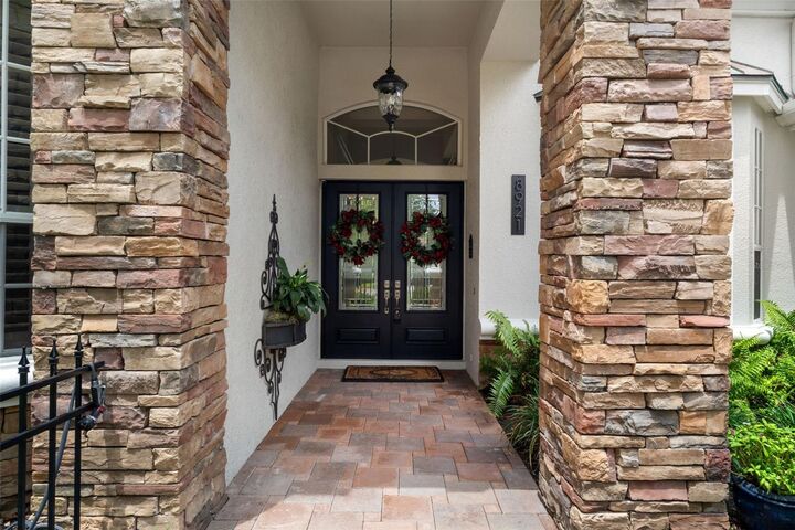 Property Photo: 8921 Eagle Watch Drive FL 33578