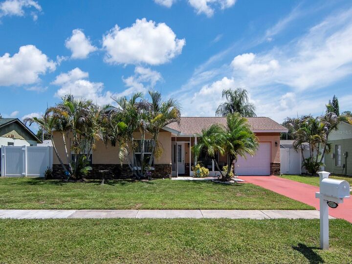 Property Photo:  6317 Frost Drive  FL 33625 