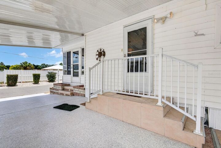 Property Photo: 2107 Palma Sola Boulevard 17 FL 34209