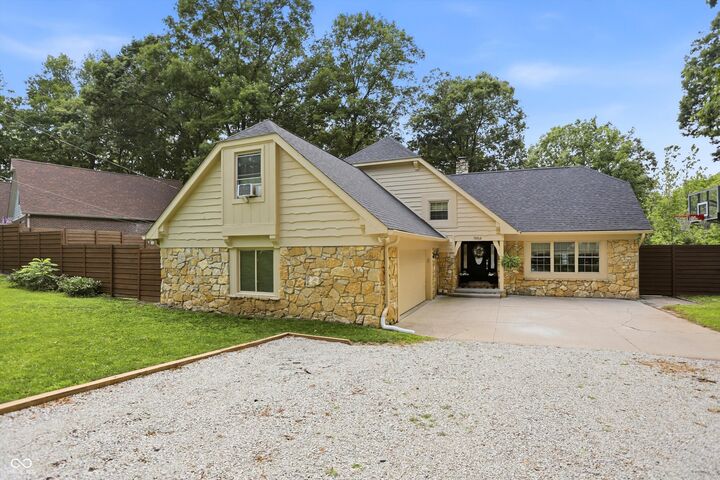 Property Photo:  1954 Lakeview Drive  IN 46123 