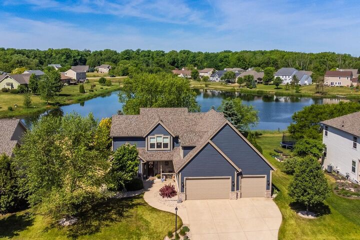 Property Photo: 1370 Mamerow Ln E WI 53066