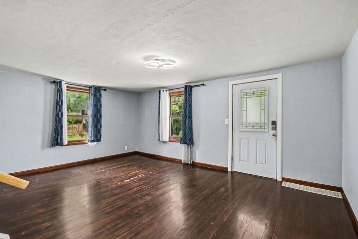 Property Photo:  1100 Deephaven Drive  IL 60432 