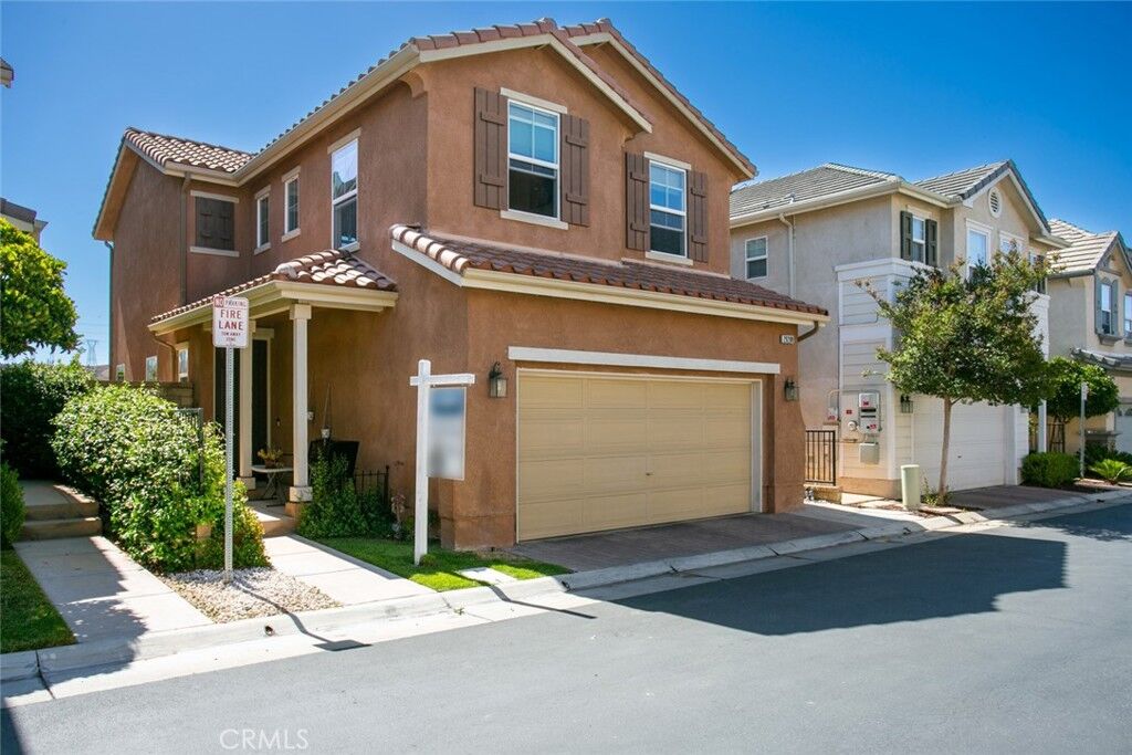 Property Photo:  29208 Dakota Drive  CA 91354 