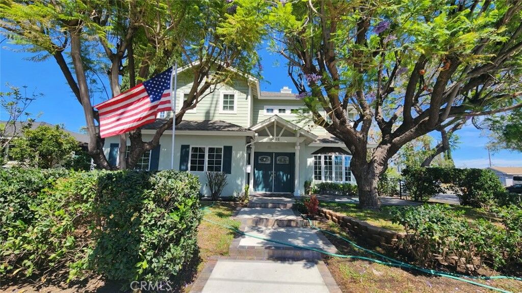 Property Photo:  3402 Palo Verde Avenue  CA 90808 
