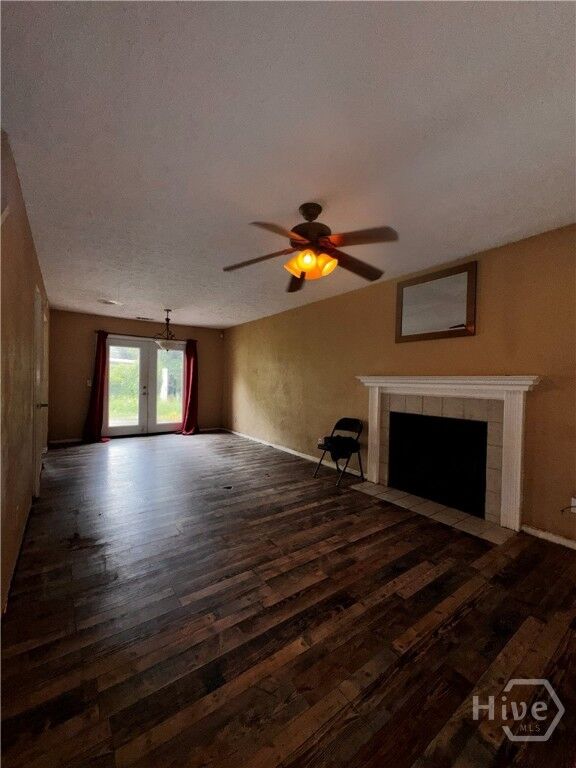Property Photo:  105 Mapmaker Lane  GA 31410 
