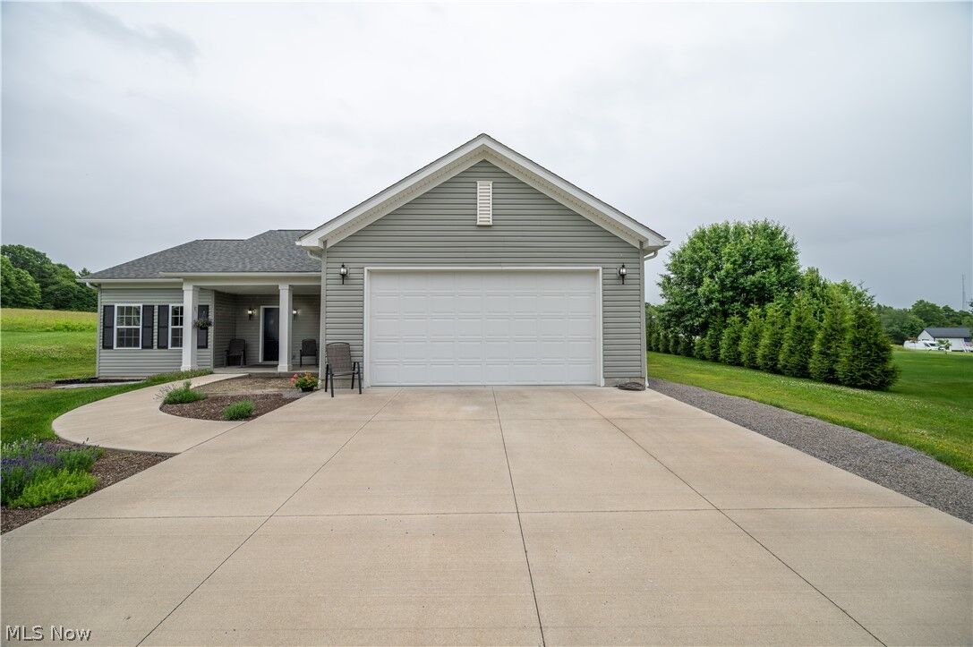 Property Photo: 195 Concord Drive OH 44413