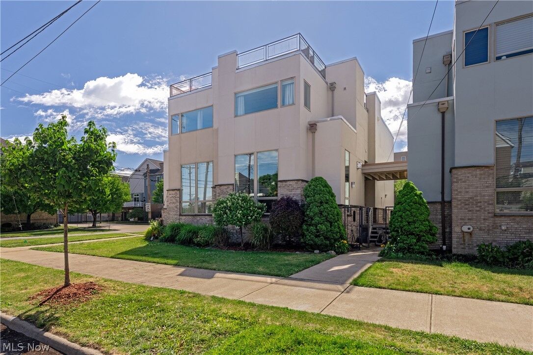 Property Photo:  511 Literary Road  OH 44113 
