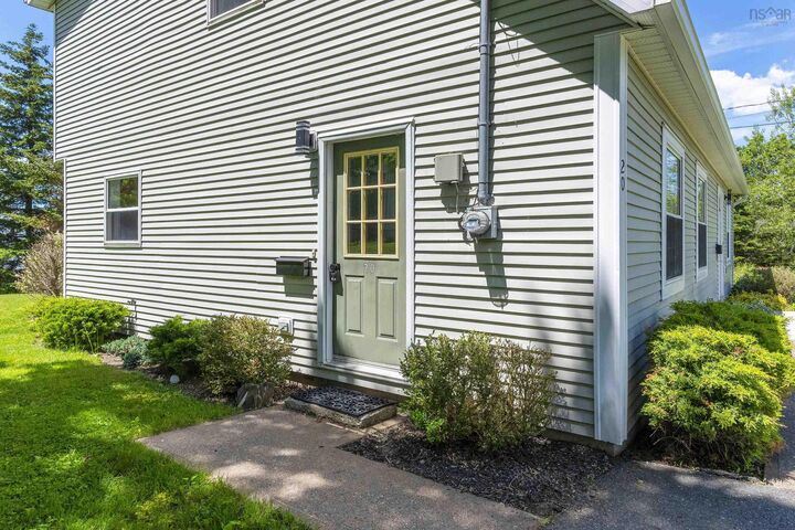 Property Photo:  18 Marina Drive  NS B4N 4W3 