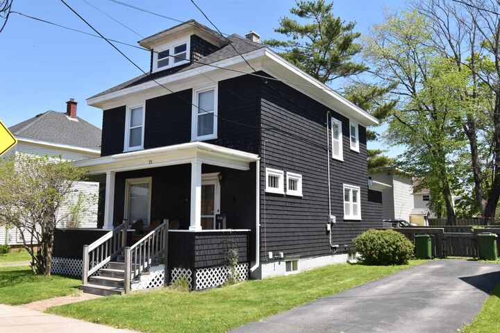 21 Cottage Street — photo 1