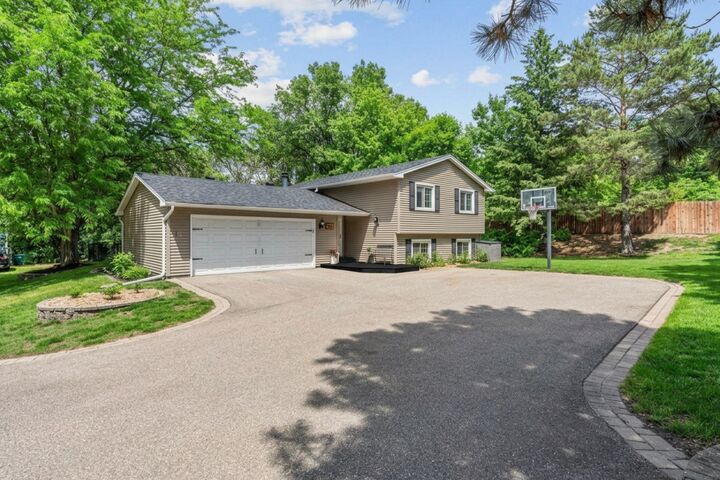 Property Photo:  1180 Lake Lucy Road  MN 55317 