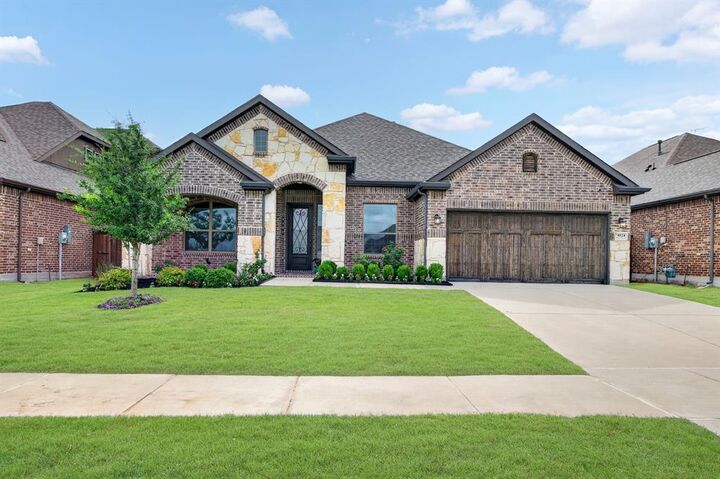 Property Photo:  8124 Pecan Oak Lane  TX 75071 