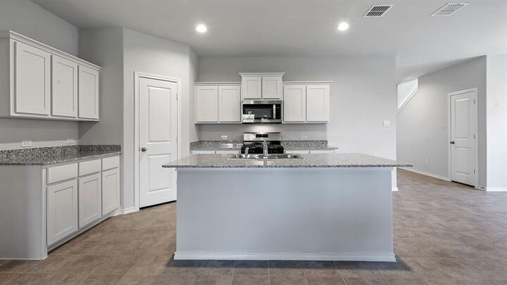 Property Photo: 130 Davis Lane TX 76071
