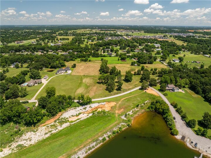 Property Photo:  Tract 2 5 Acres E Lake Road  AR 72762 