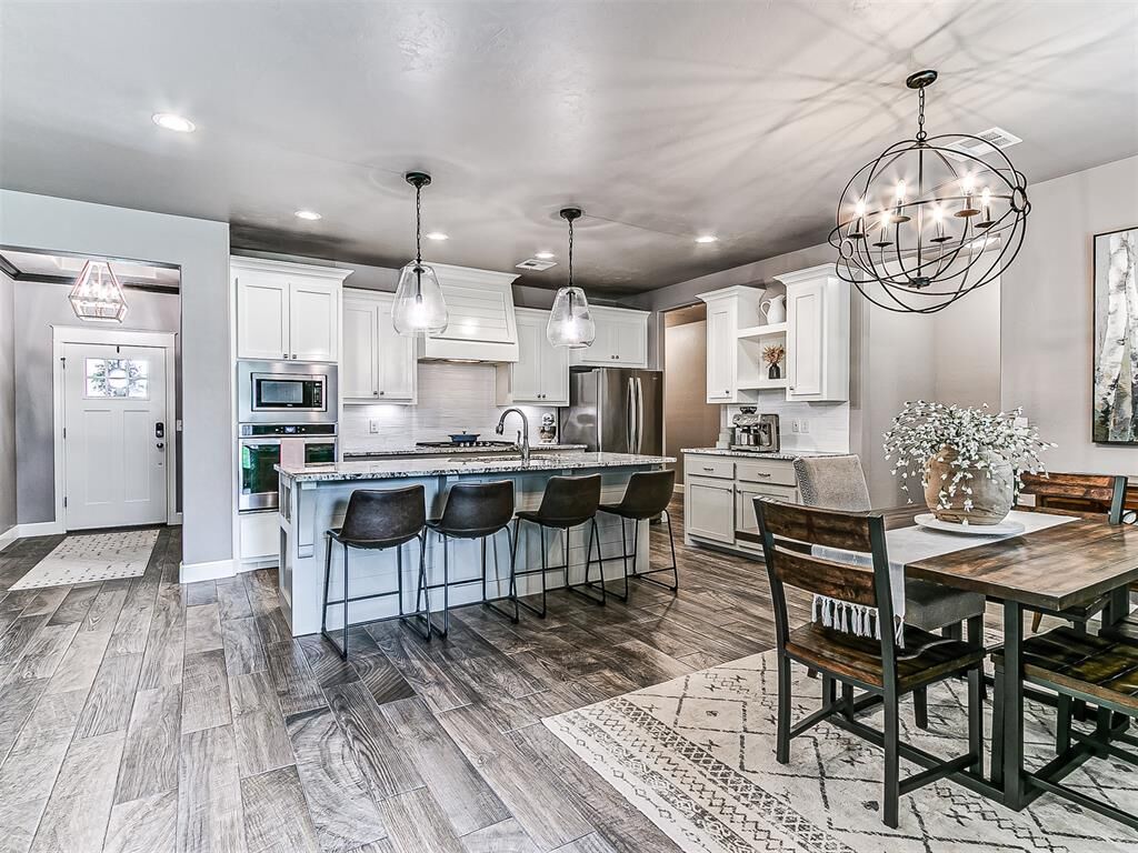 Property Photo:  8209 NW 151st Terrace  OK 73013 