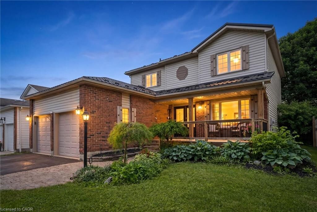 Property Photo: 729 Woodhill Drive ON N1M 3M8