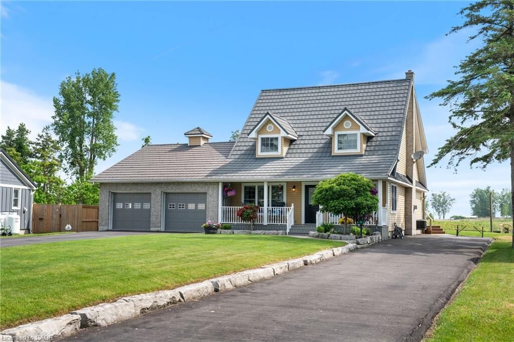 Property Photo: 43 Old Cut Boulevard ON N0E 1M0